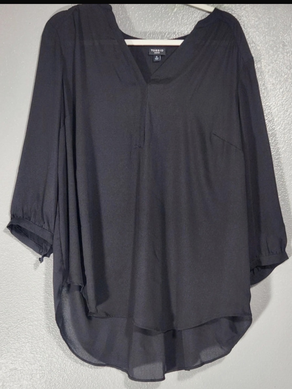 Size 0 Torrid Harper black blouse / top